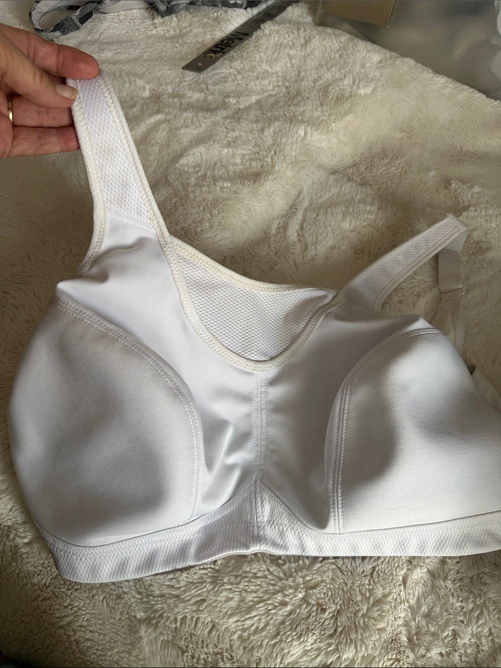 Glamorise White Wireless Full-Coverage Comfort Bra
